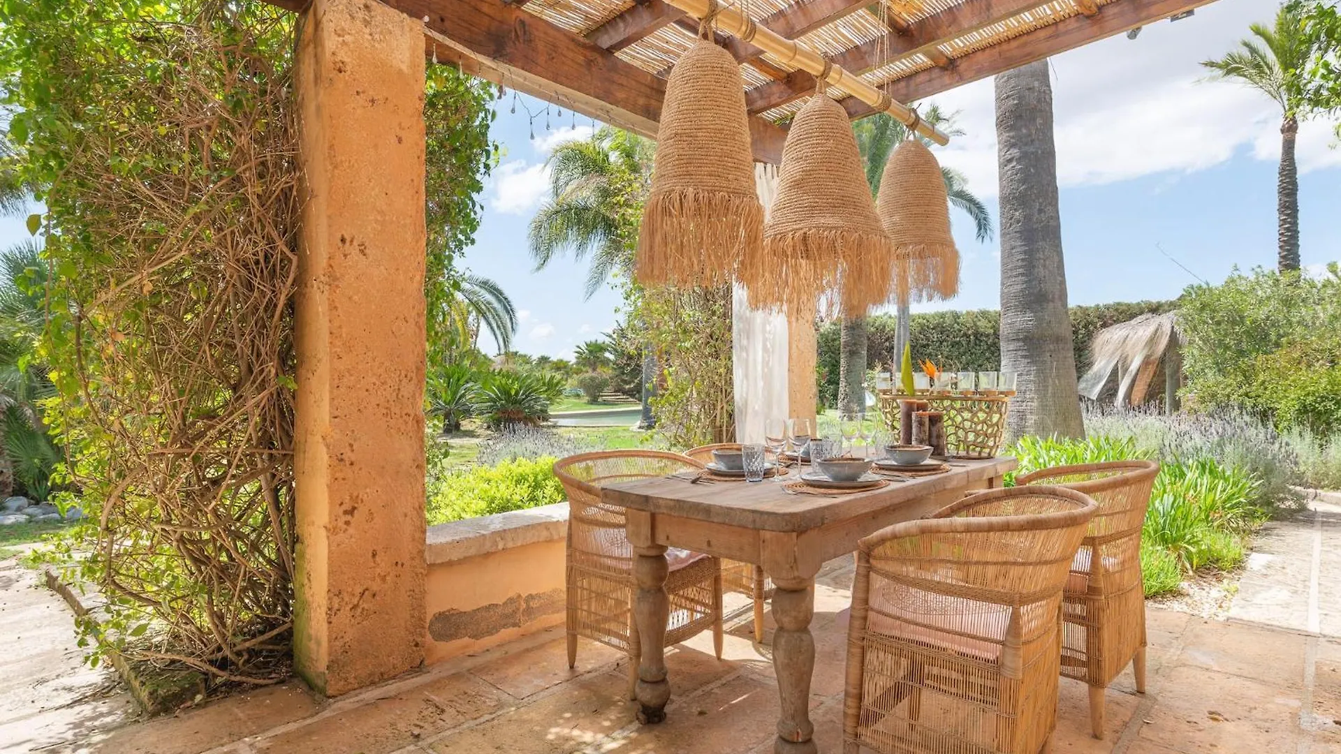 Le Petit Paradis - Villa With Private Pool Lloseta Spain