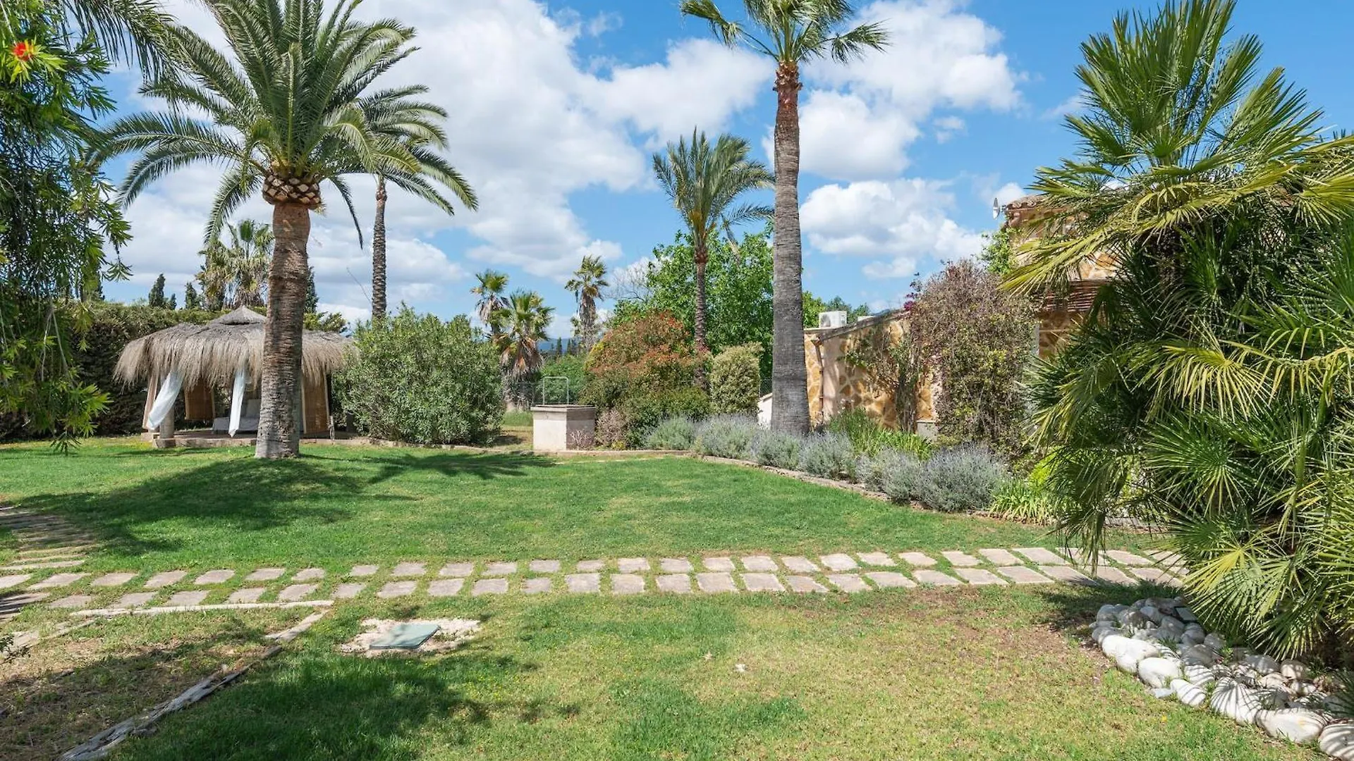 Le Petit Paradis - Villa With Private Pool Lloseta