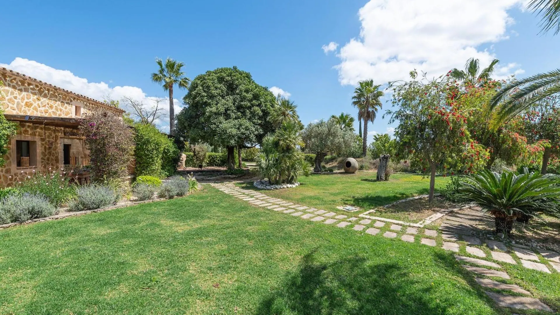 Le Petit Paradis - Villa With Private Pool Lloseta
