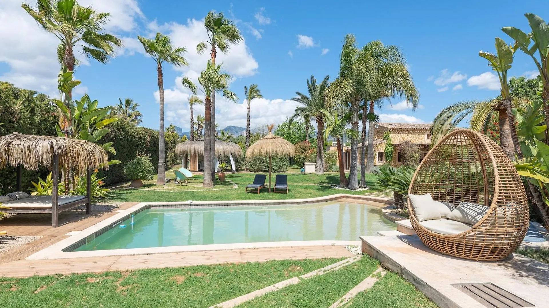 Le Petit Paradis - Villa With Private Pool Lloseta Spain